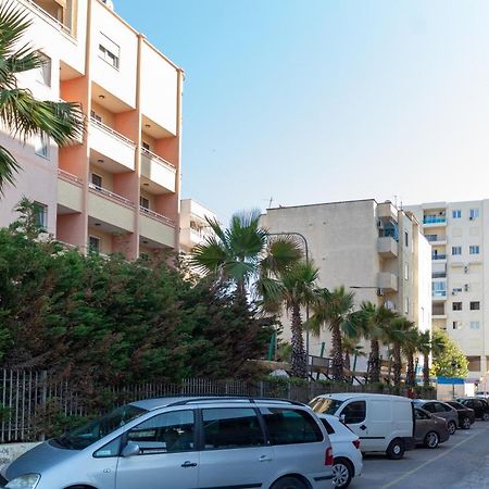 1 Bedroom Apartment With Fast Internet And Sea View Balcony In Durrës Eksteriør bilde