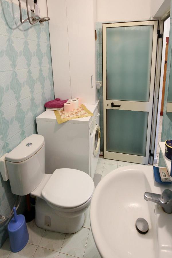 1 Bedroom Apartment With Fast Internet And Sea View Balcony In Durrës Eksteriør bilde