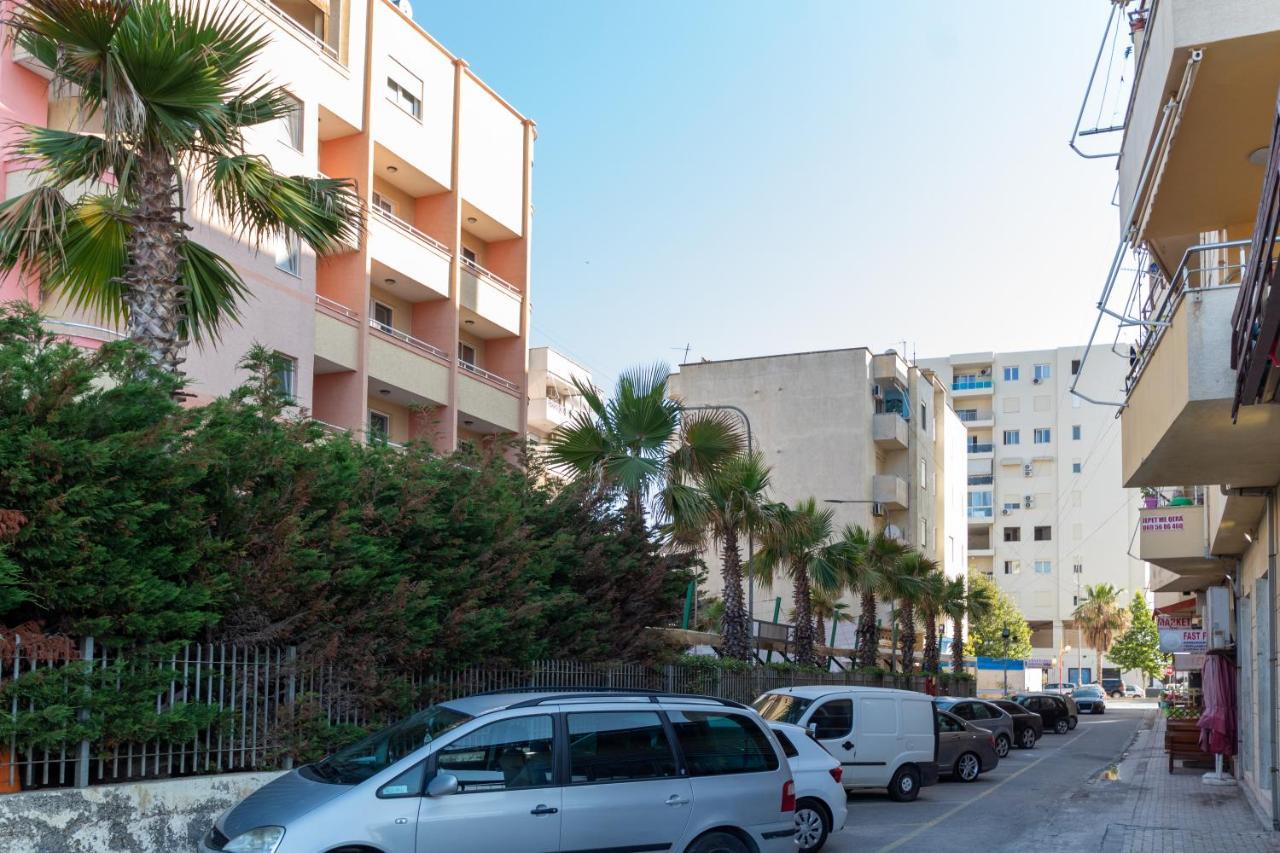 1 Bedroom Apartment With Fast Internet And Sea View Balcony In Durrës Eksteriør bilde